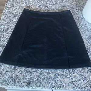 Weekend Studio mini skirt